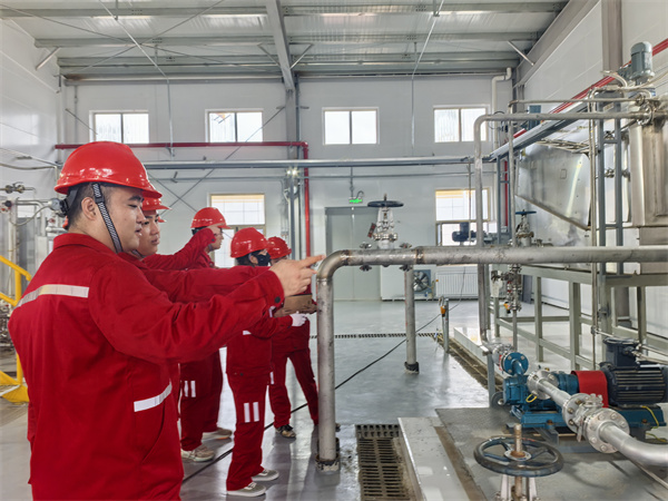 �Ӱ�ΰ��������˾��������ˮ���óͷ���Ŀ Ա��ʵ����ѵ.jpg